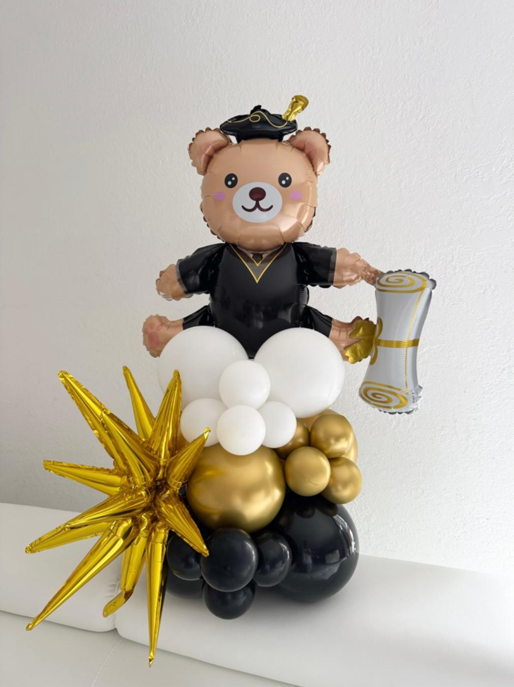 balloon bouquet for a graduation