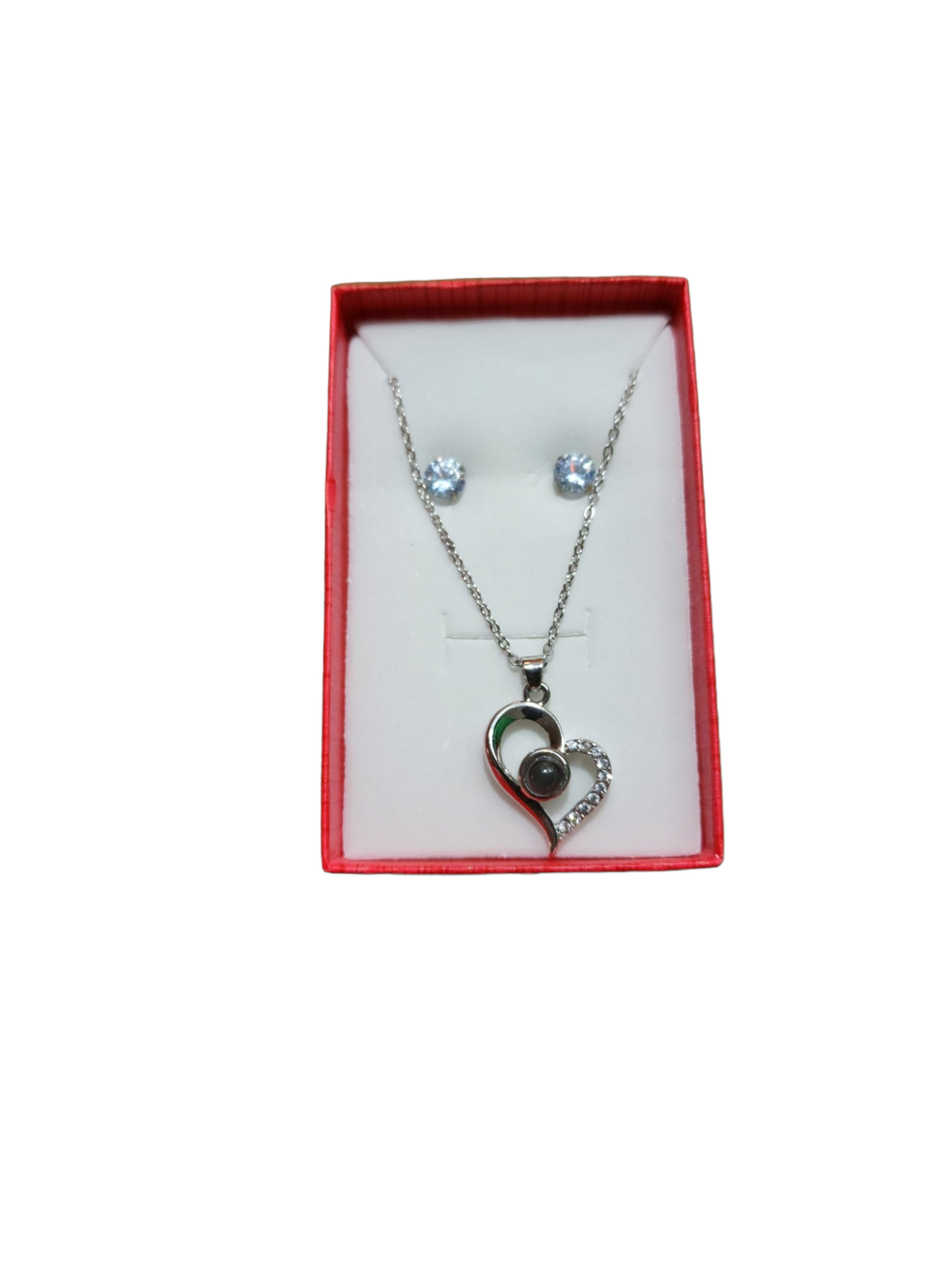 One Heart Necklace